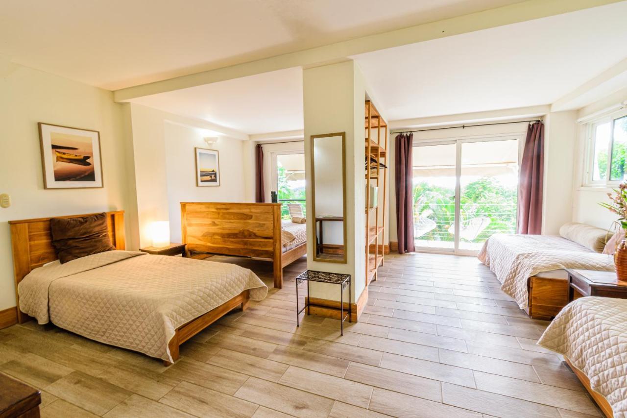 Funky Monkey Lodge Playa Santa Teresa  Zewnętrze zdjęcie