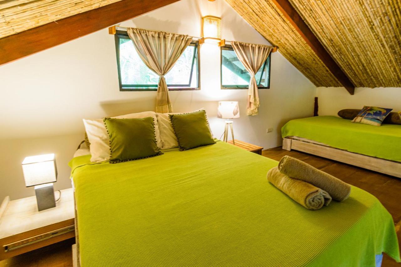 Funky Monkey Lodge Playa Santa Teresa  Zewnętrze zdjęcie