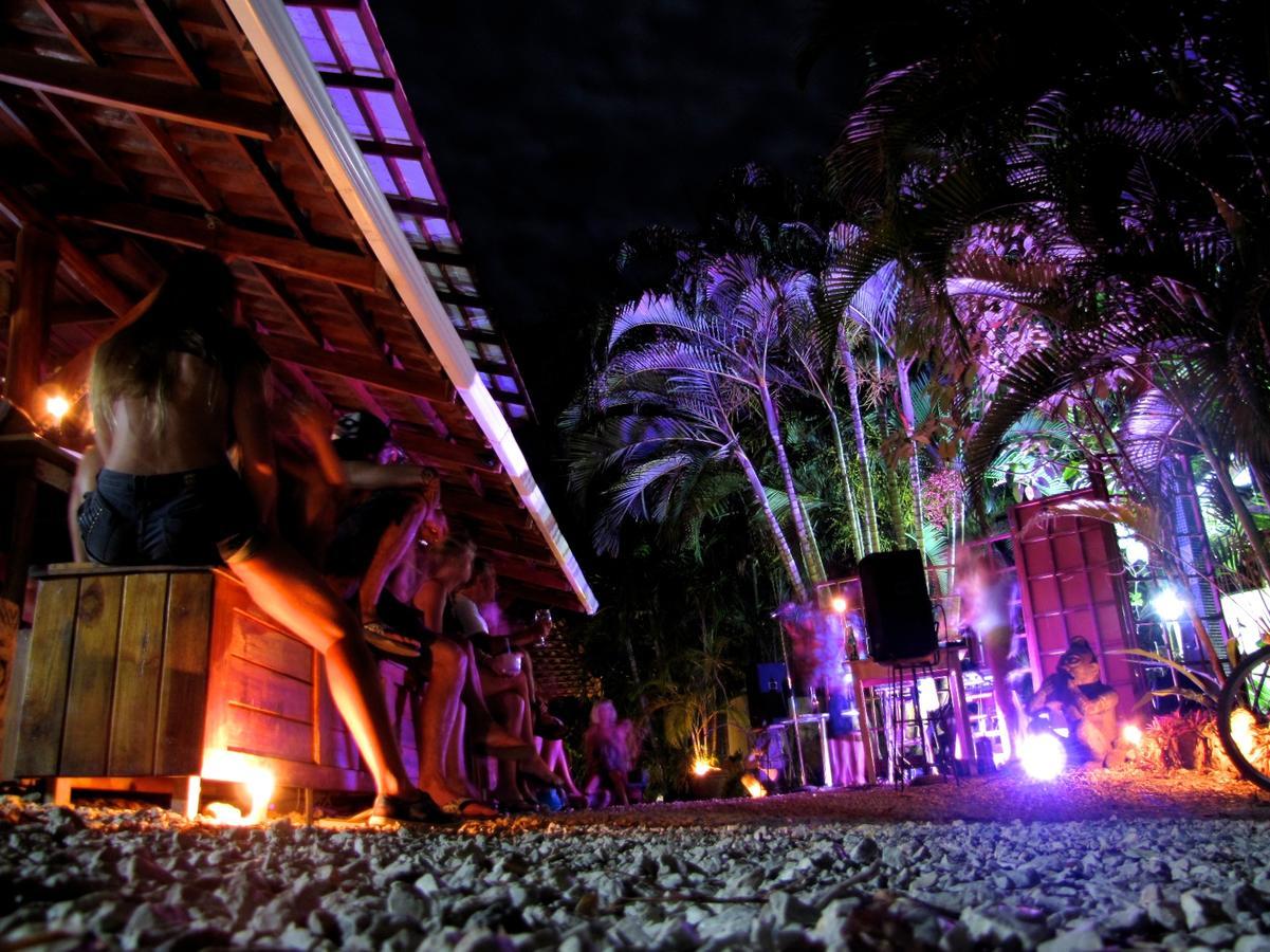 Funky Monkey Lodge Playa Santa Teresa  Zewnętrze zdjęcie