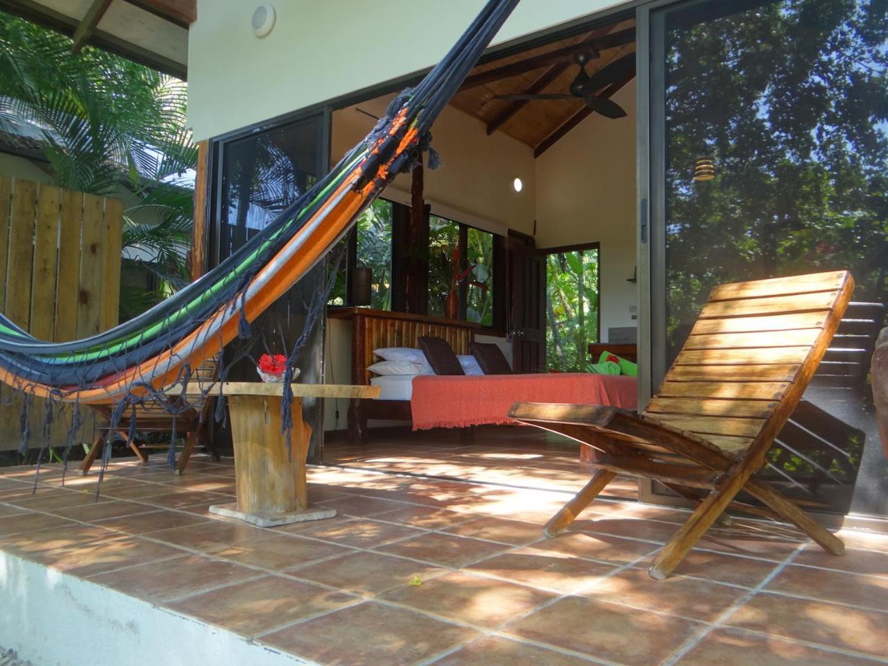 Funky Monkey Lodge Playa Santa Teresa  Zewnętrze zdjęcie