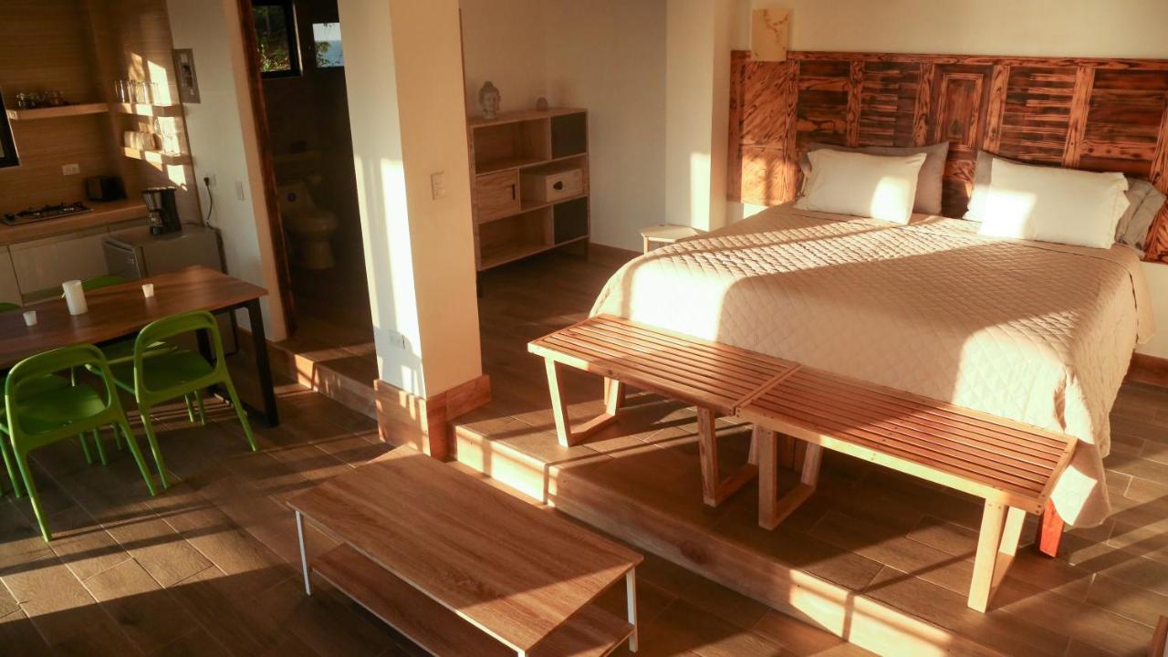 Funky Monkey Lodge Playa Santa Teresa  Zewnętrze zdjęcie